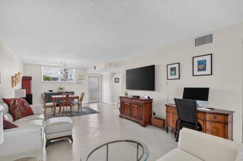 2460 Deer Creek Country Club Boulevard #206-A, Deerfield Beach FL - photo 9 of 32