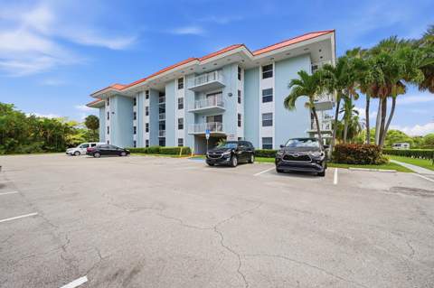 505 S Pine Island Road #B310, Plantation FL - photo 6 of 55