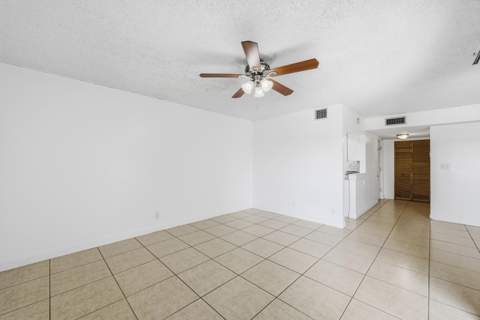 505 S Pine Island Road #B310, Plantation FL - photo 12 of 55