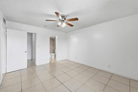 505 S Pine Island Road #B310, Plantation FL - photo 22 of 55