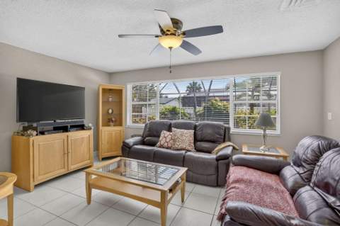 1851 NW 106th Avenue, Pembroke Pines FL - photo 16 of 58