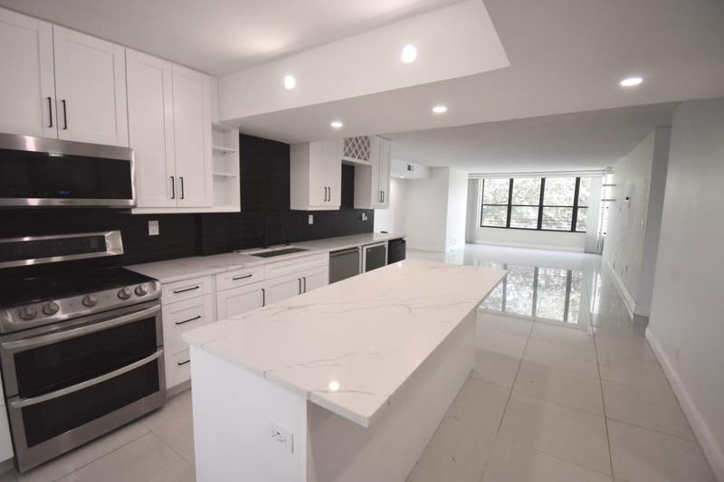 2 bedroom Condominium at 2768 S Carambola Circle #302, Applewood Village Ii-F Condo, Coconut Creek — photo 5