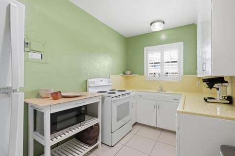 202 Gleason Street #6, Delray Beach FL - photo 9 of 24