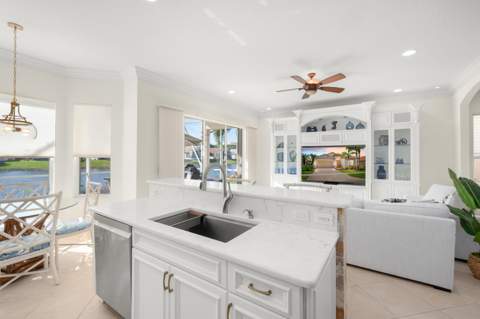 396 NW Springview Loop, Port St. Lucie FL - photo 15 of 75
