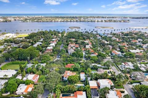 308 Barcelona Road, West Palm Beach FL - photo 9 of 61
