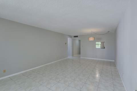 6751 N University Drive #302, Tamarac FL - photo 9 of 44
