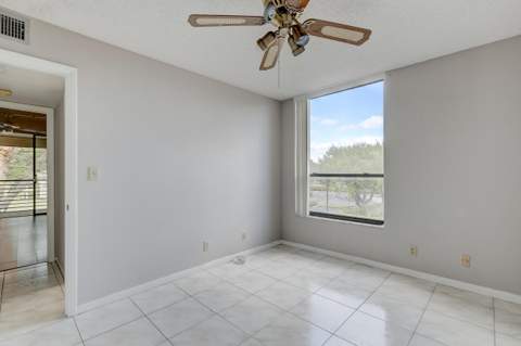 6751 N University Drive #302, Tamarac FL - photo 22 of 44