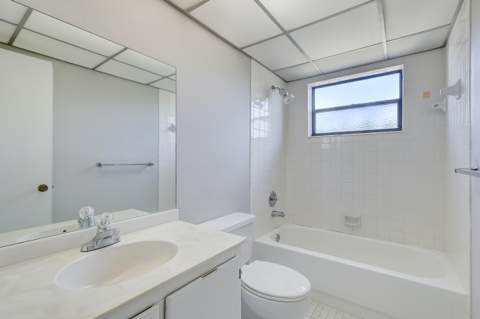 6751 N University Drive #302, Tamarac FL - photo 24 of 44