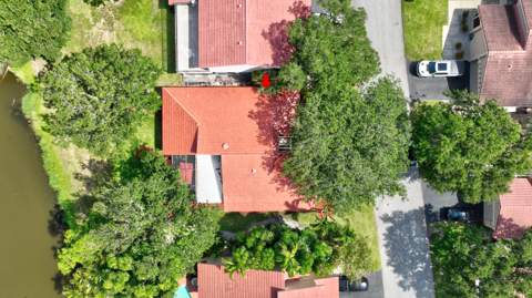 627 Hollows Circle, Deerfield Beach FL - photo 11 of 39