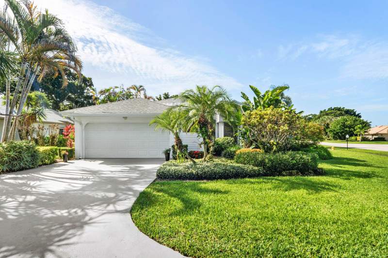 3 bedroom Single Family Residence at 13120 Bonnette Drive, Eastpointe , Palm Beach Gardens — photo 3