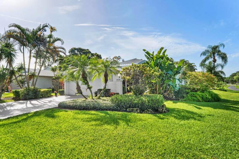 3 bedroom Single Family Residence at 13120 Bonnette Drive, Eastpointe , Palm Beach Gardens — photo 4