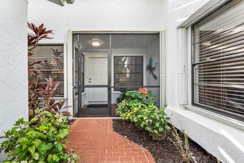 13120 Bonnette Drive, Palm Beach Gardens FL - photo 6 of 48