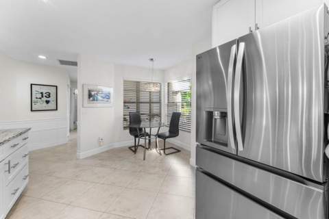 13120 Bonnette Drive, Palm Beach Gardens FL - photo 14 of 48