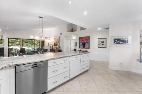 13120 Bonnette Drive, Palm Beach Gardens FL - photo 15 of 48