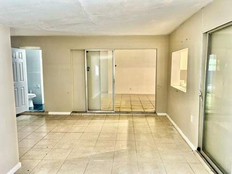 5371 NE 17th Terrace, Fort Lauderdale FL - photo 8 of 33