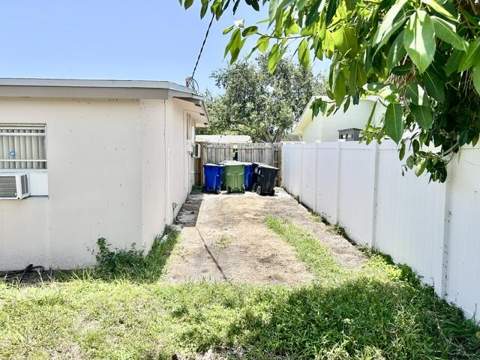 5371 NE 17th Terrace, Fort Lauderdale FL - photo 10 of 33