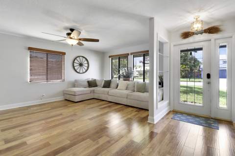 1119 Rainwood Circle, Palm Beach Gardens FL - photo 6 of 37