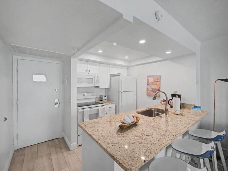1 bedroom Condominium at 9800 S Ocean Drive #316, Island Beach Club, A Condominium, Jensen Beach — photo 4