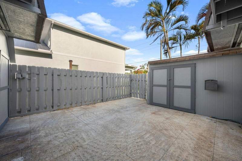 2 bedroom Townhouse at 1980 NE Dixie Highway, Pond Ridge Villas East Condo, Jensen Beach — photo 3