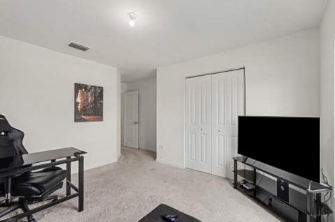 969 Bent Creek Drive, Fort Pierce FL - photo 8 of 42