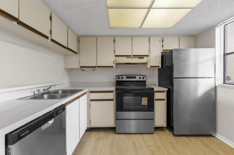 5200 NW 31st Avenue #143, Fort Lauderdale FL - photo 7 of 28