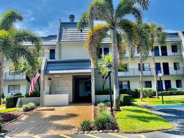 2 bedroom Condominium at 4801 Esedra Court #205, Fountains Of Palm Beach Condo 4, Lake Worth — photo 2