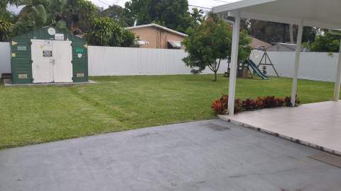 6325 Grant Court, Hollywood FL - photo 11 of 12