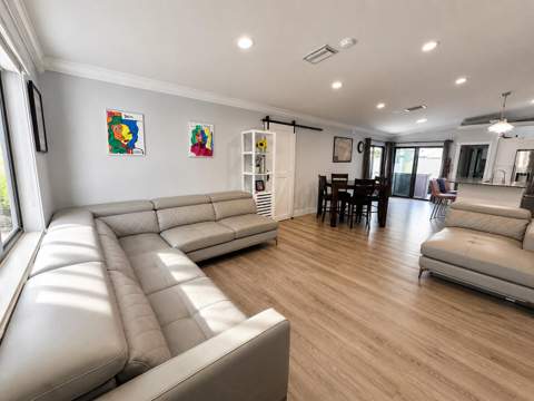 6995 NW 5th Avenue, Boca Raton FL - photo 15 of 67