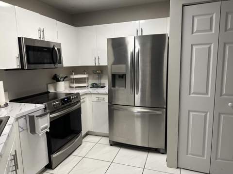 1420 SW 47th Avenue, Deerfield Beach FL - photo 8 of 13