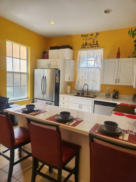 502 SW 147th Avenue, Pembroke Pines FL - photo 8 of 22