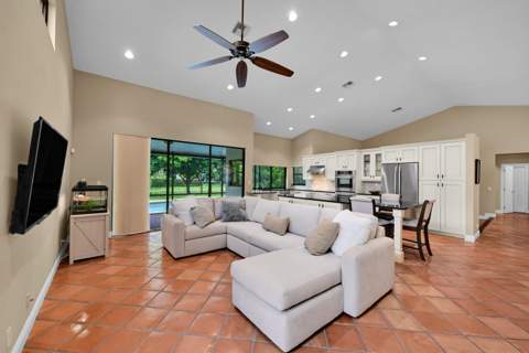 8571 NW 53rd Court, Coral Springs FL - photo 23 of 47