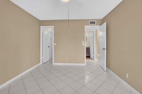 332 Capri G, Delray Beach FL - photo 21 of 54