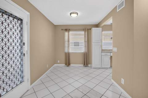 332 Capri G, Delray Beach FL - photo 13 of 54