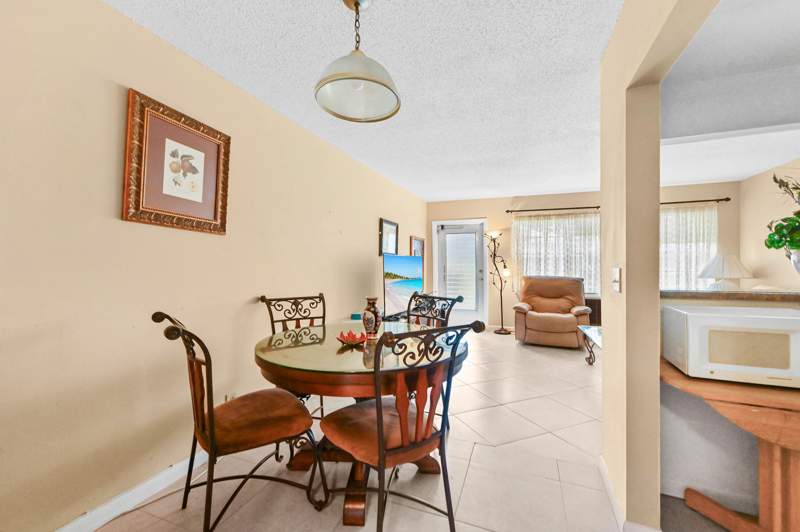 1 bedroom Condominium at 270 Norwich L, Century Village, West Palm Beach — photo 3