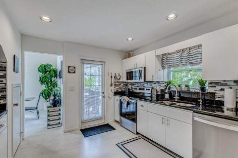 18174 SE Fairview Circle, Tequesta FL - photo 12 of 34