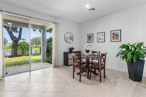 7874 Sienna Springs Drive, Lake Worth FL - photo 10 of 39