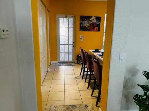 502 SW 147th Avenue, Pembroke Pines FL - photo 7 of 22