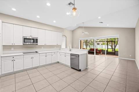 2166 SW Newport Isles Boulevard, Port St. Lucie FL - photo 17 of 65