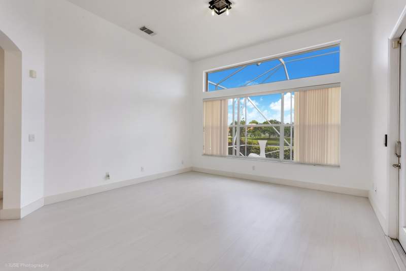 4 bedroom Single Family Residence at 780 SW Marsh Harbor Bay, Lake Charles Association, Port St. Lucie — photo 5