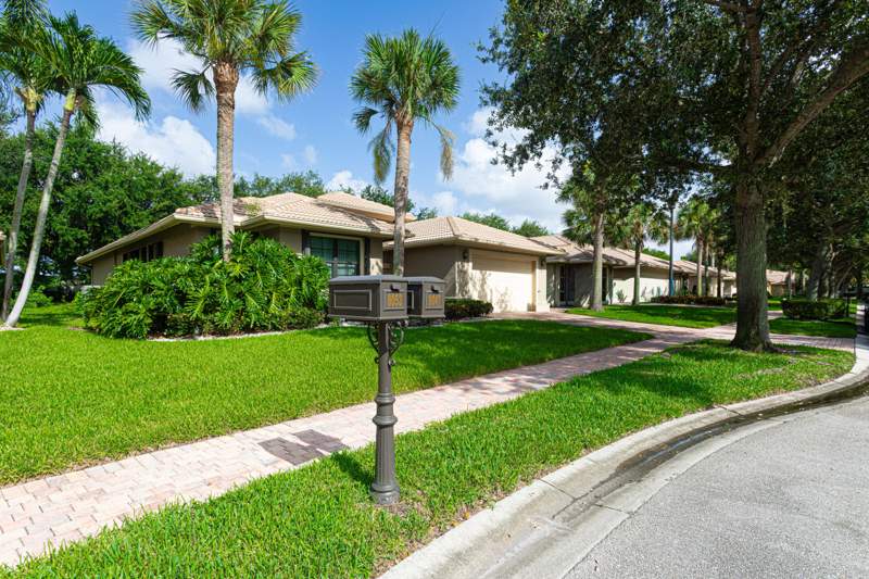 4 bedroom Single Family Residence at 8047 Via Grande, Tivoli Reserve, Boynton Beach — photo 4