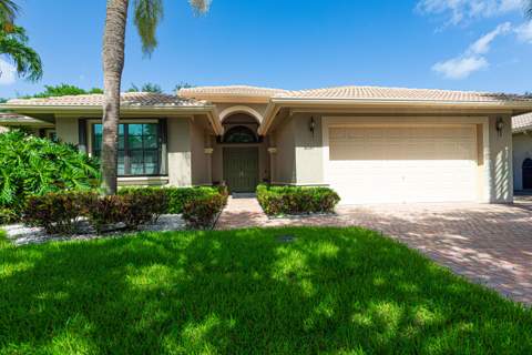 8047 Via Grande, Boynton Beach FL - photo 6 of 50