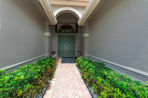 8047 Via Grande, Boynton Beach FL - photo 8 of 50