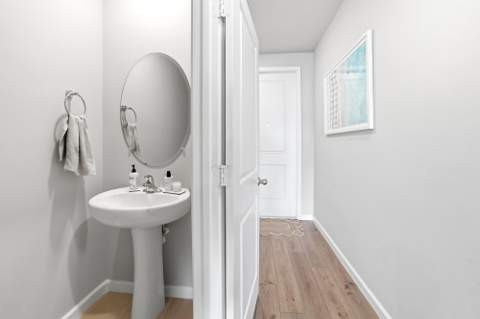 5650 Enclave Drive, Mangonia Park FL - photo 10 of 23