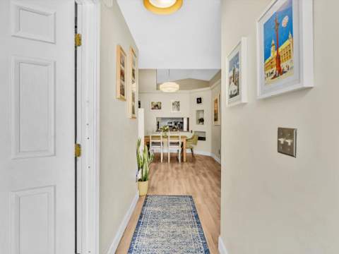 8 Hawthorne Lane, Boynton Beach FL - photo 10 of 77