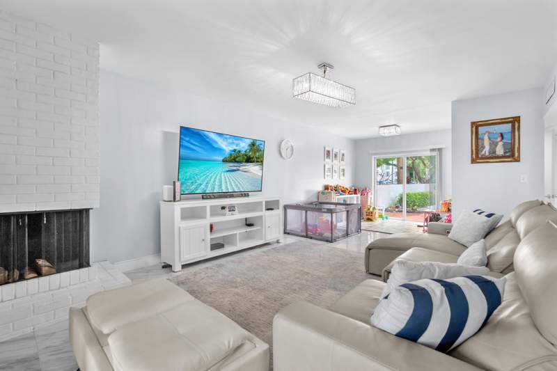 3 bedroom Townhouse at 3119 N Palm Aire Drive #3119, No 2 Palm-Aire Country Club, Pompano Beach — photo 2