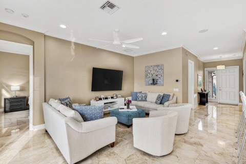 10888 Deer Park Lane, Boynton Beach FL - photo 8 of 55
