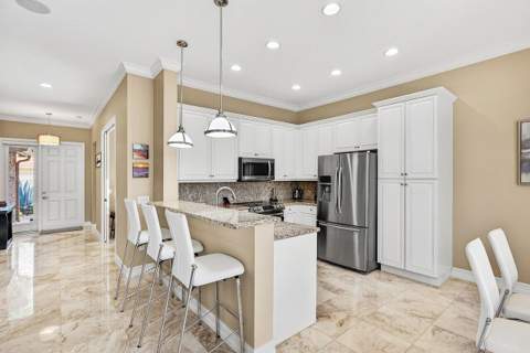 10888 Deer Park Lane, Boynton Beach FL - photo 11 of 55