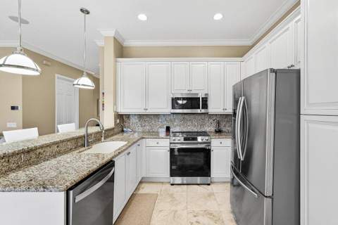 10888 Deer Park Lane, Boynton Beach FL - photo 13 of 55