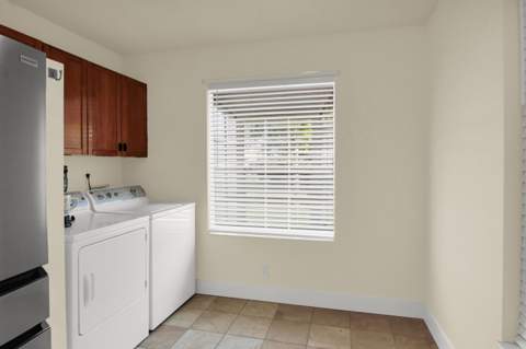 4692 Lakeside Circle, West Palm Beach FL - photo 8 of 39