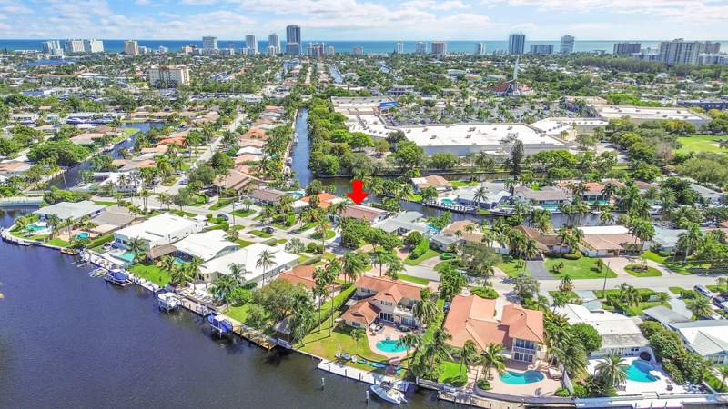 4 bedroom Single Family Residence at 1080 SE 9th Avenue, Cypress Lake Estates, Pompano Beach — photo 3